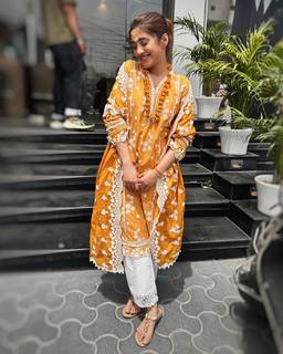 Shivangi Joshi feet photo 4
