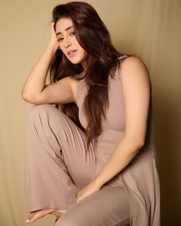 Shivangi Joshi feet photo 12