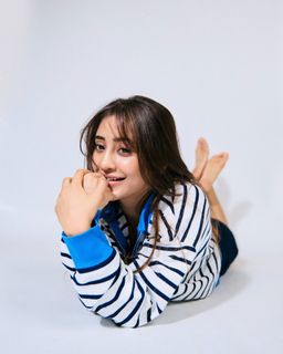 Shivangi Joshi feet photo 4