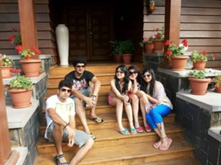 Shivshakti Sachdev feet photo 8
