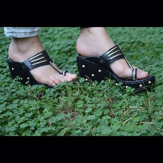 Shivshakti Sachdev feet photo 5
