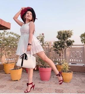 Shiwali Bhola feet photo 18