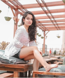 Shiwali Bhola feet photo 17