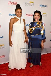 Shohreh Aghdashloo feet photo 11