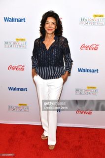 Shohreh Aghdashloo feet photo 6