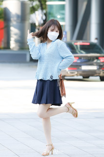 Shon Seung-wan feet photo 3
