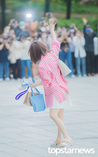 Shon Seung-wan feet photo 12