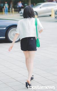 Shon Seung-wan feet photo 1