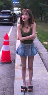 Shon Seung-wan feet photo 12