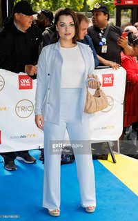 Shona McGarty feet photo thumbnail