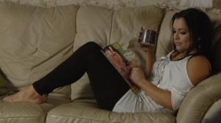 Shona McGarty feet photo thumbnail