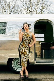 Shona McGarty feet photo thumbnail