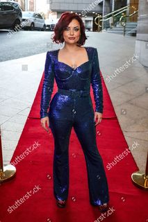 Shona McGarty feet photo thumbnail