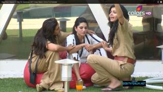 Shonali Nagrani feet photo 18