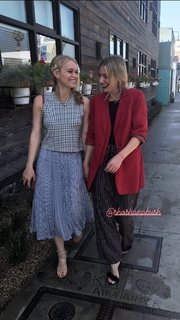 Shoshana Bush feet photo 17