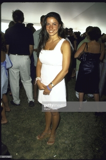 Shoshanna Gruss feet photo 1