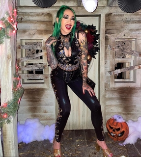 Shotzi Blackheart feet photo 12