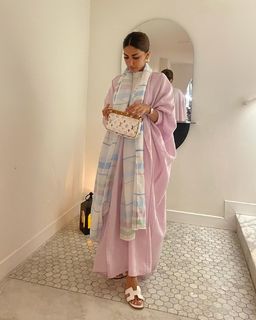 Shouq Mohammed feet photo 6