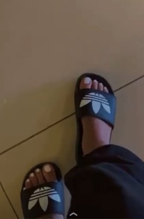 Shouq Mohammed feet photo 4