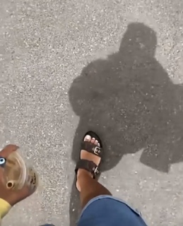 Shouq Mohammed feet photo 15