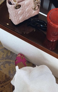 Shouq Mohammed feet photo 8