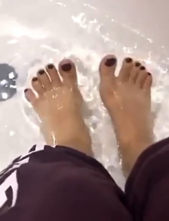 Shouq Mohammed feet photo 3