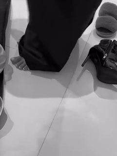 Shouq Mohammed feet photo 9