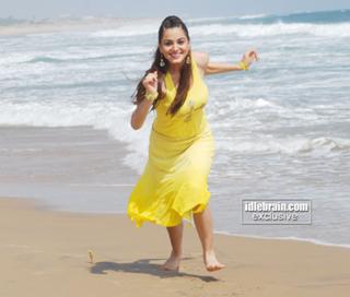Shraddha Arya feet photo thumbnail