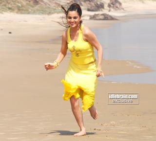 Shraddha Arya feet photo thumbnail