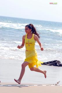 Shraddha Arya feet photo thumbnail