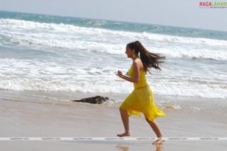 Shraddha Arya feet photo thumbnail