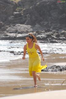 Shraddha Arya feet photo thumbnail