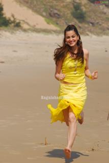 Shraddha Arya feet photo thumbnail