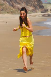 Shraddha Arya feet photo thumbnail