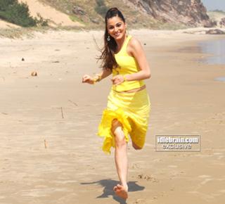 Shraddha Arya feet photo thumbnail