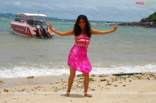 Shraddha Arya feet photo thumbnail