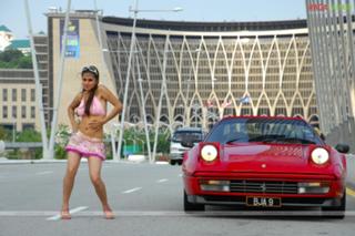 Shraddha Arya feet photo thumbnail