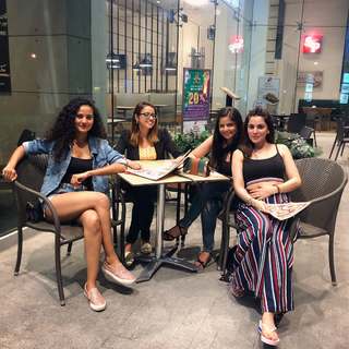 Shraddha Arya feet photo thumbnail