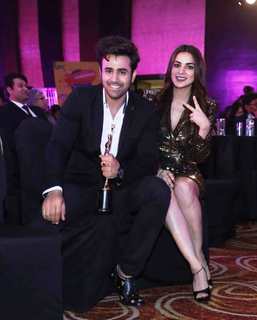 Shraddha Arya feet photo thumbnail