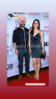 Shraddha Arya feet photo thumbnail