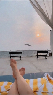 Shraddha Arya feet photo thumbnail