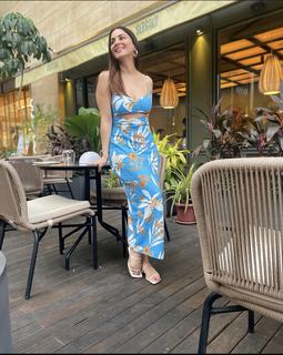 Shraddha Arya feet photo thumbnail