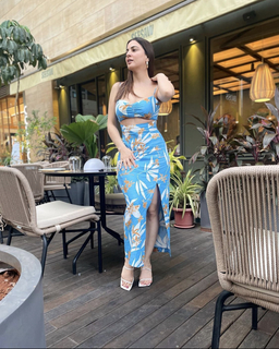 Shraddha Arya feet photo thumbnail