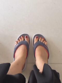 Shraddha Arya feet photo 7