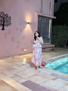 Shraddha Arya feet photo 7