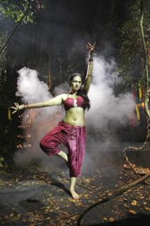 Shraddha Das feet photo thumbnail