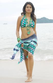 Shraddha Das feet photo thumbnail