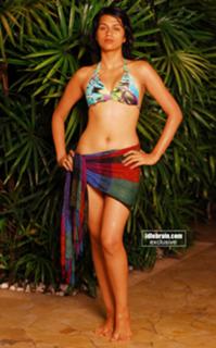 Shraddha Das feet photo thumbnail
