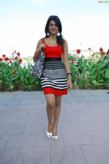 Shraddha Das feet photo thumbnail