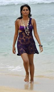 Shraddha Das feet photo thumbnail